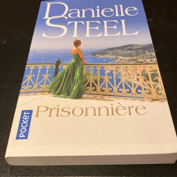 Lot 6 Romans Danielle Steel - Picture 2 of 6